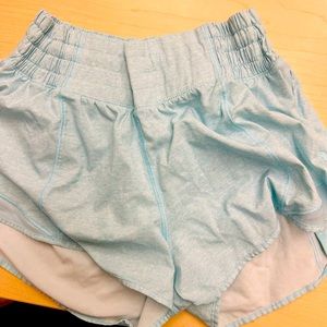 Lululemon Hotty Hots Size 2
